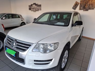 Volkswagen Touareg 2.5 R5 TDI DPF tiptronic Exclusive