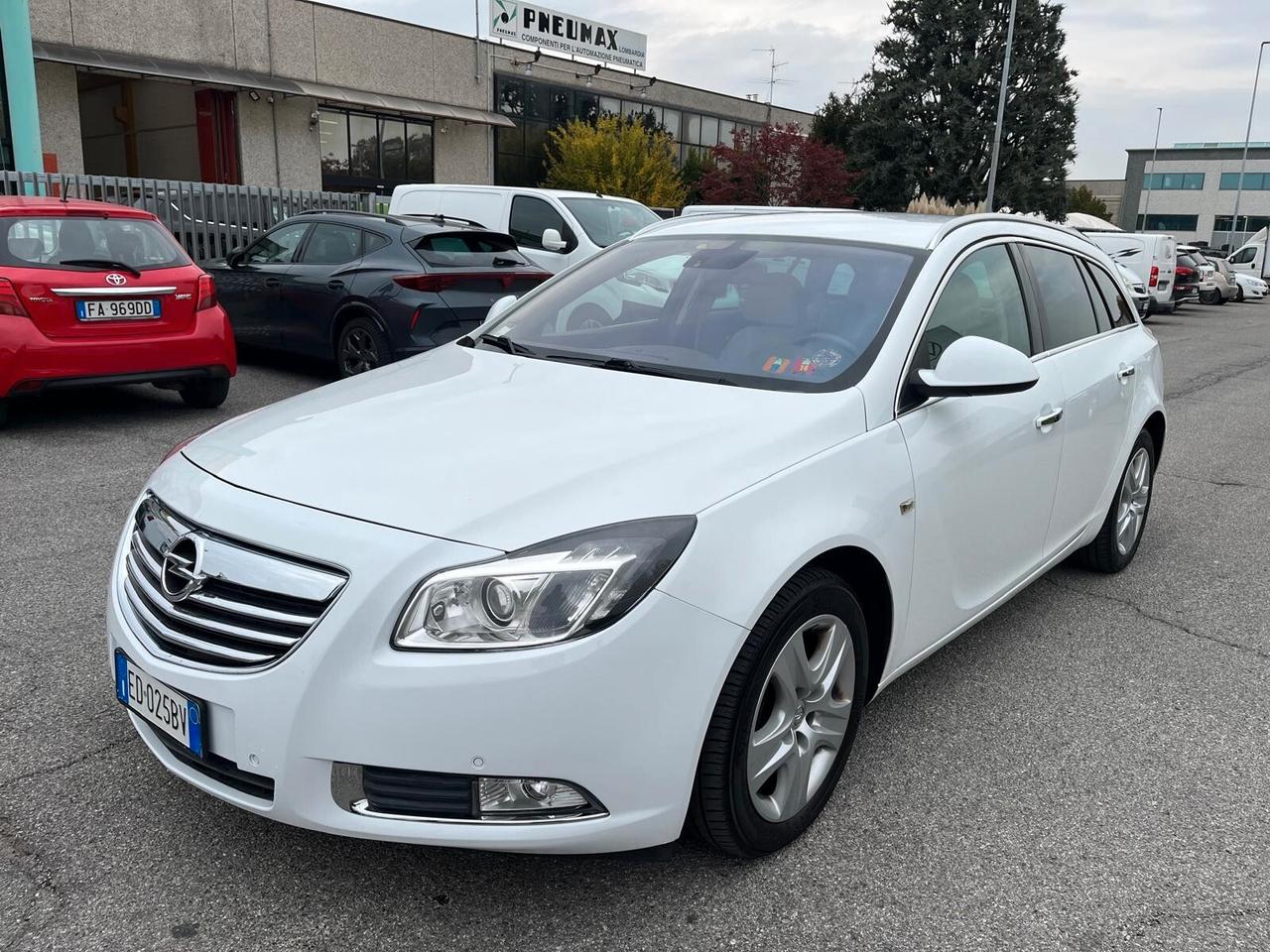 Opel Insignia 2.0 Turbo Sports Tourer