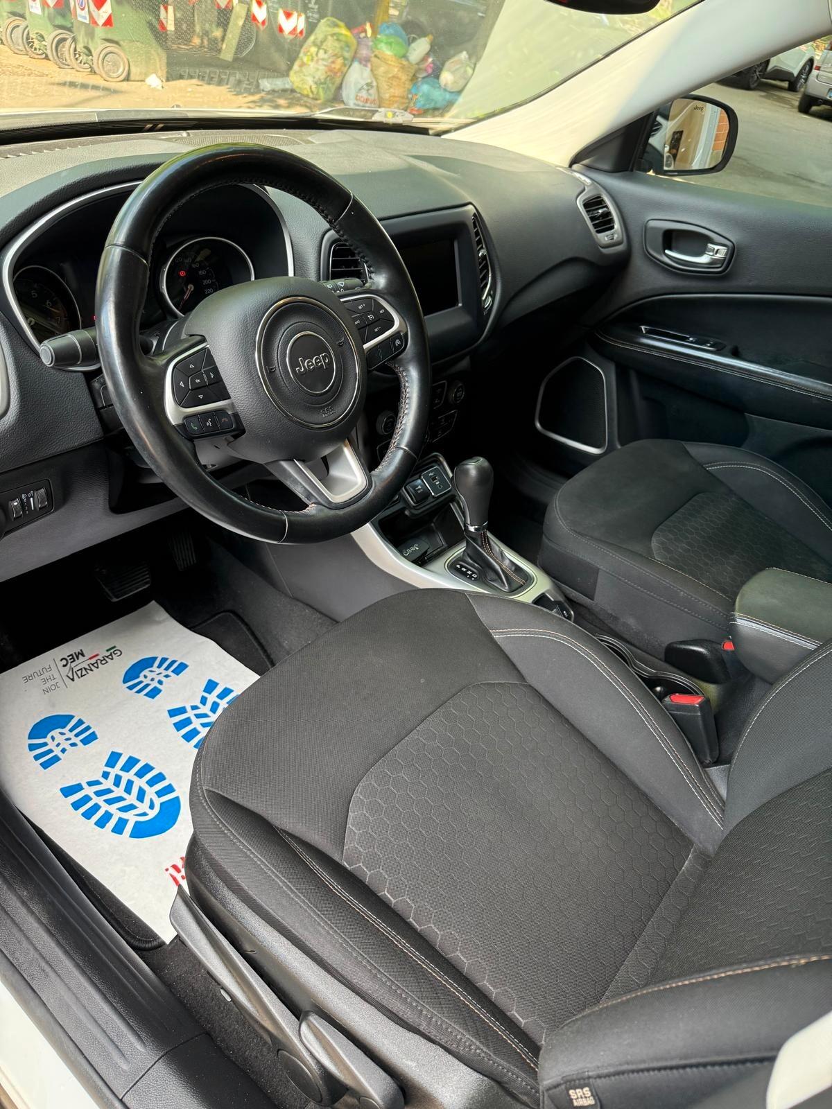 Jeep Compass 1.3 Turbo T4 2WD Business