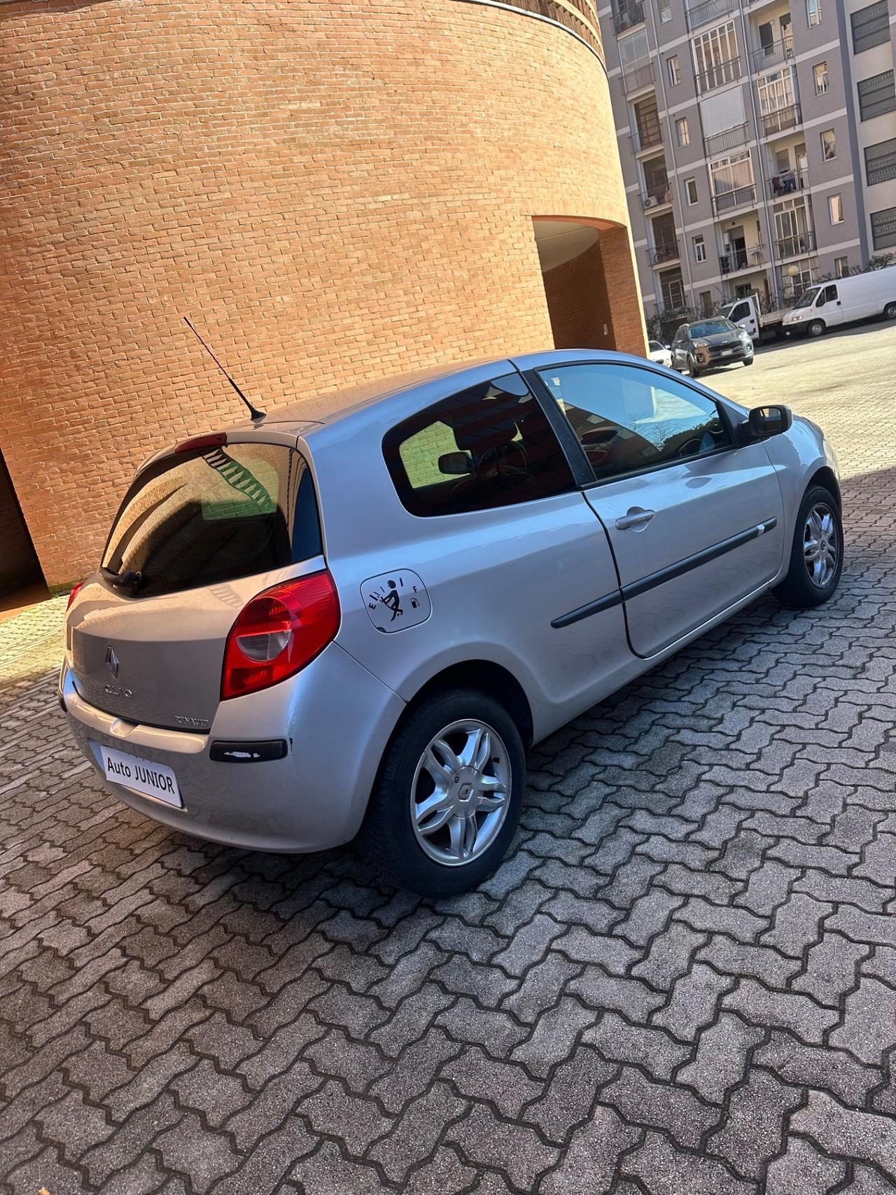Renault Clio 1.2 16V 3 porte Pack