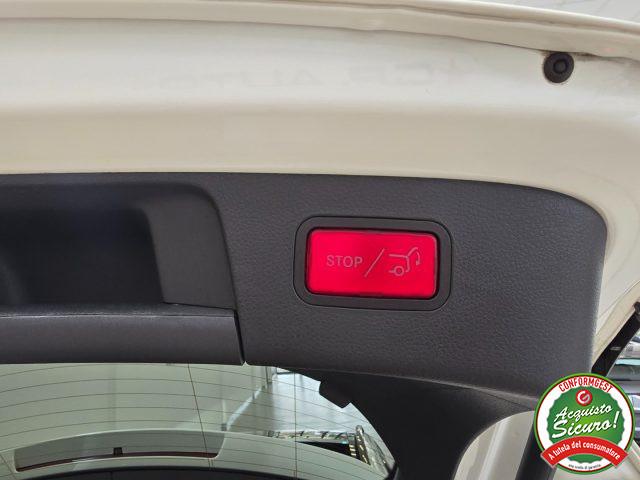 MERCEDES-BENZ GLA 200 d Automatic 4Matic Premium + Tetto