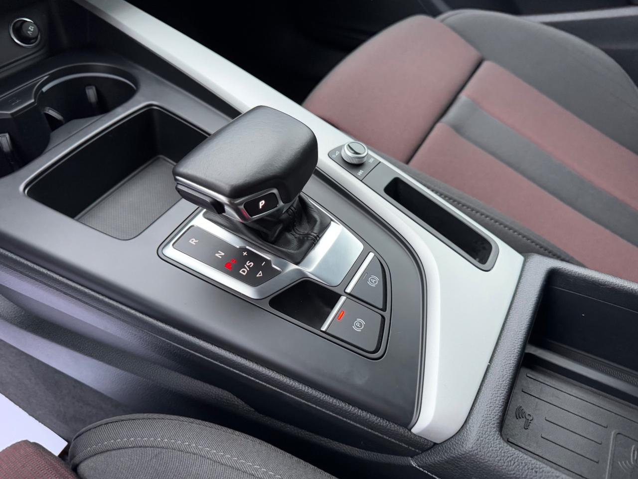 AUDI A4 Avant Quattro S-LINE - Virtual Led 18