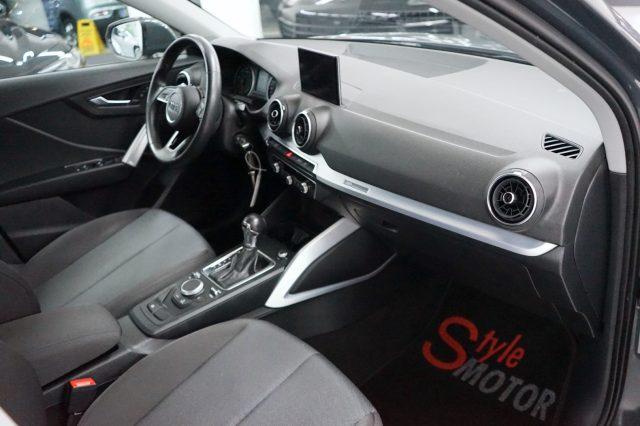 AUDI Q2 30 TDI S tronic Business