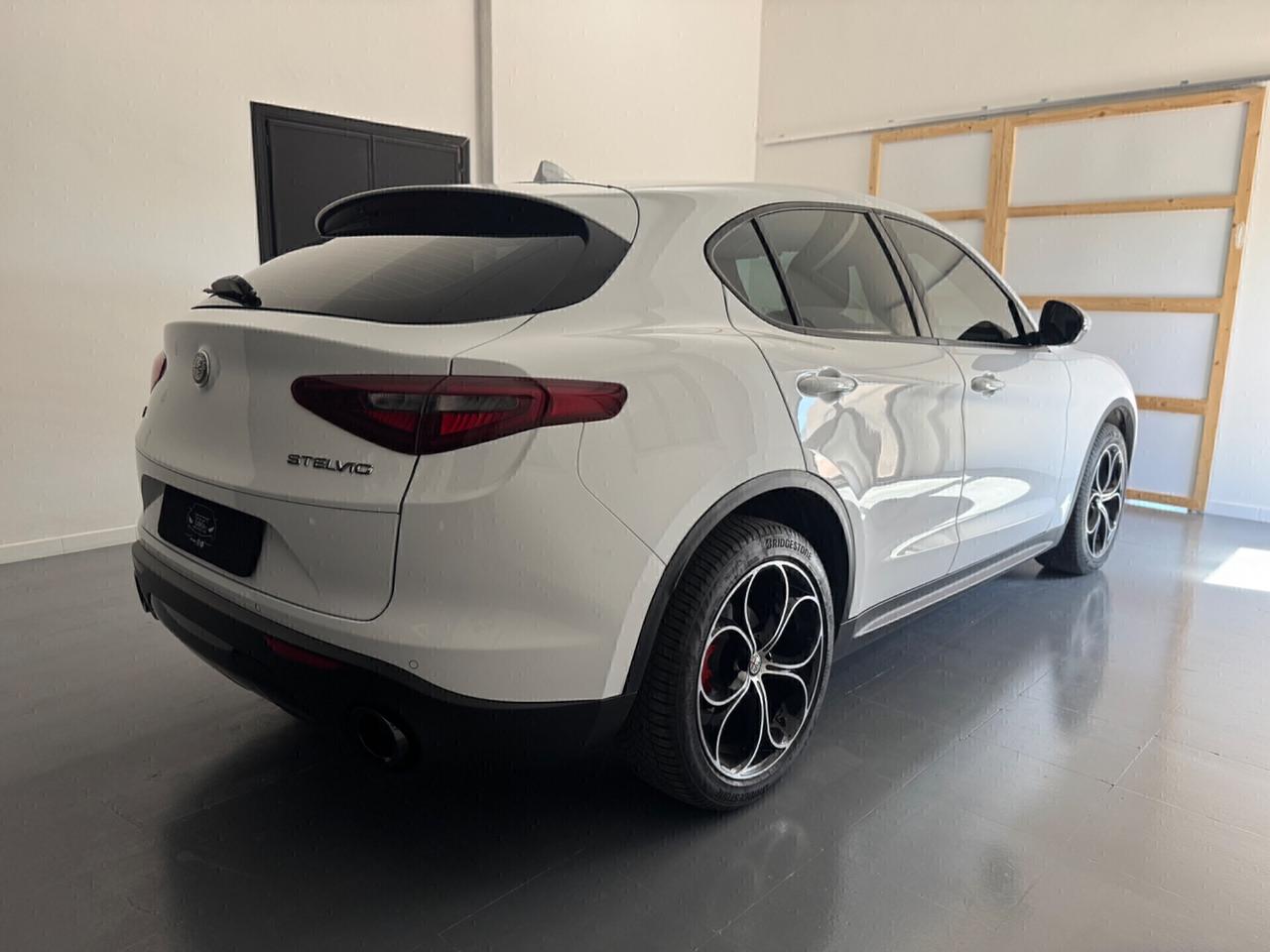 Alfa Romeo Stelvio 2.2 TD 180 CV Q4 - 2018