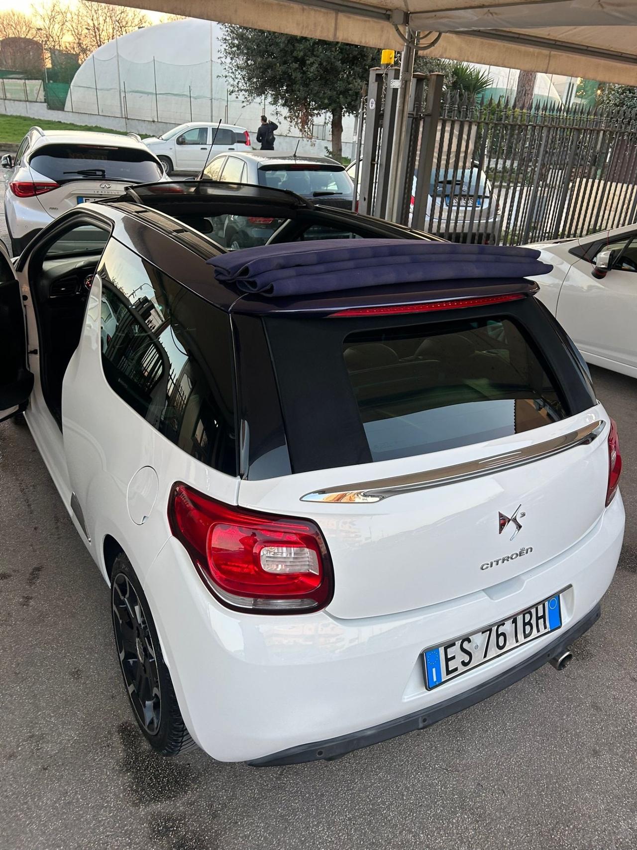 Citroen DS3 1.2 VTi 82 So Chic Cabrio