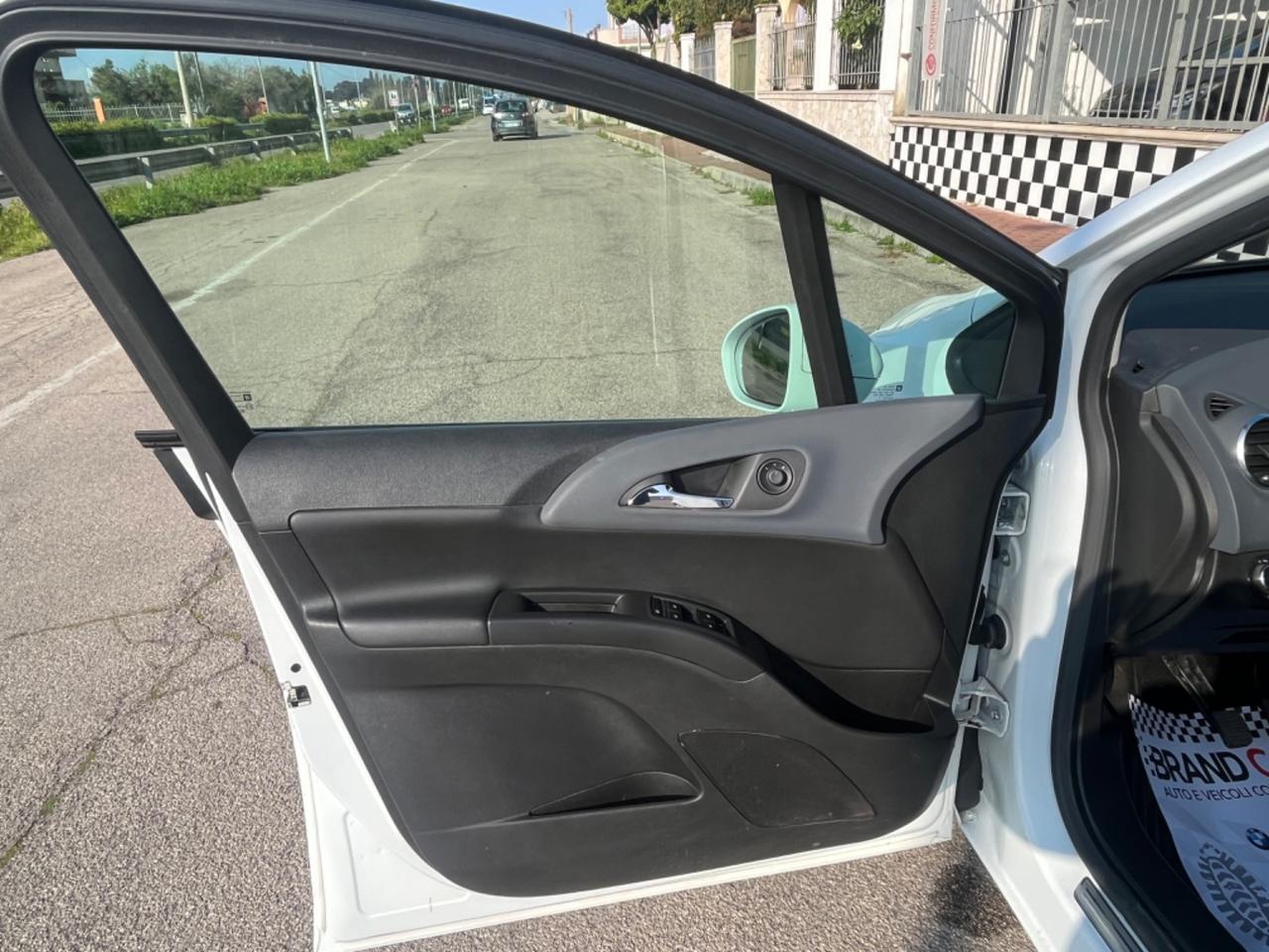 Opel Meriva 1.4 GPL Tech Cosmo Unipro 2014