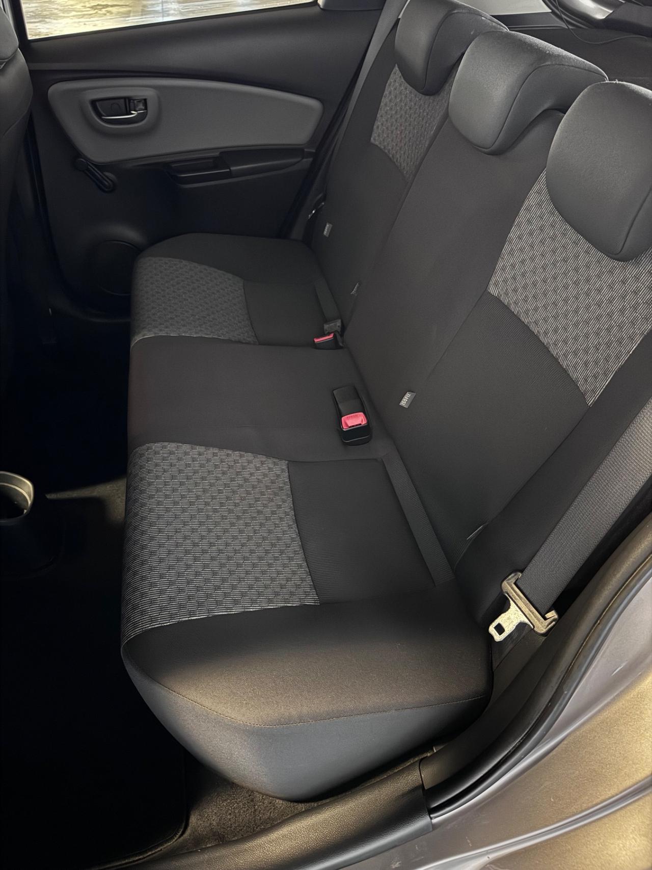 Toyota Yaris 1.0 5 porte Active EURO 6B