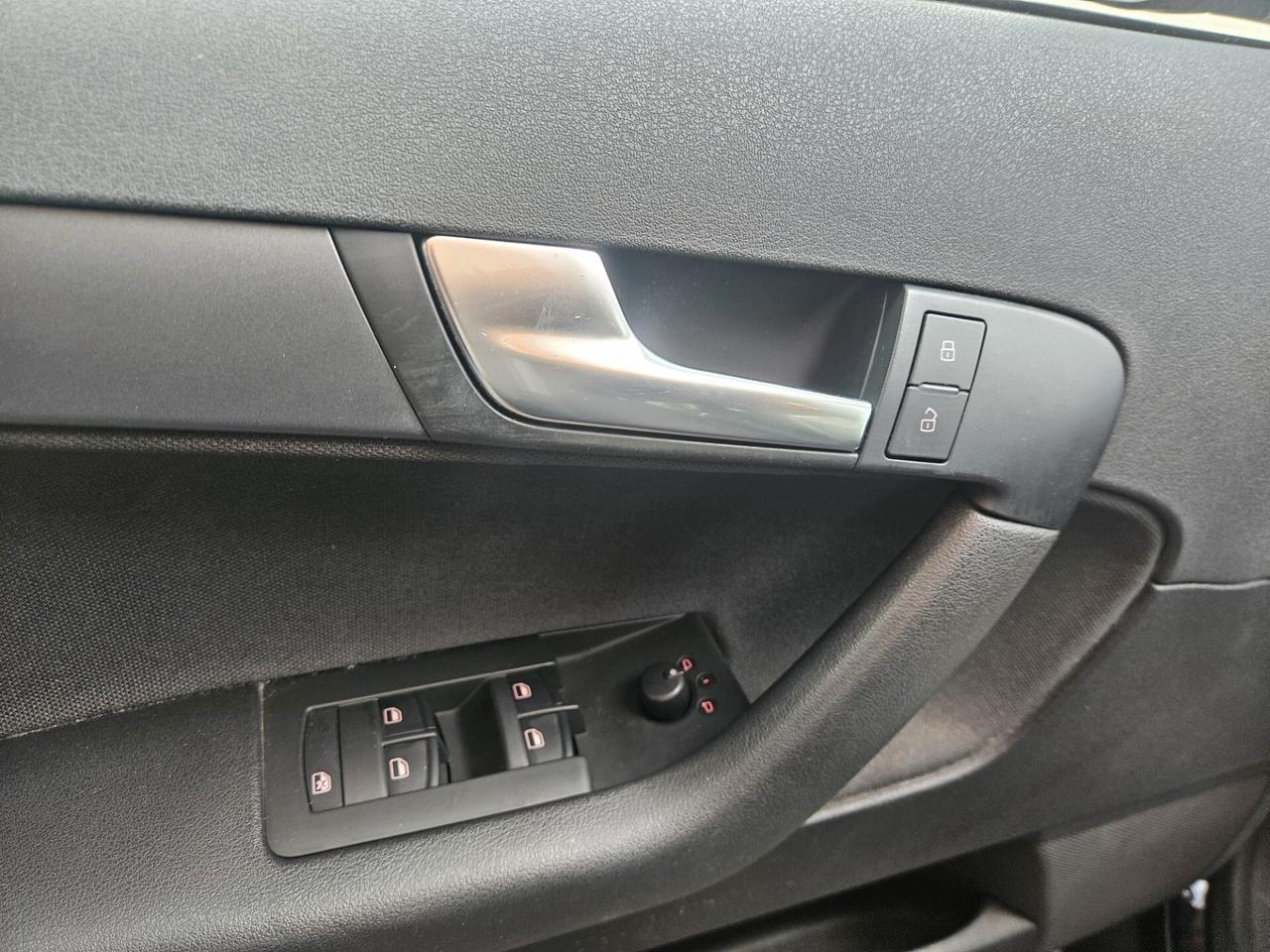 Audi A3 SPB 1.6 TDI 90 CV Attraction