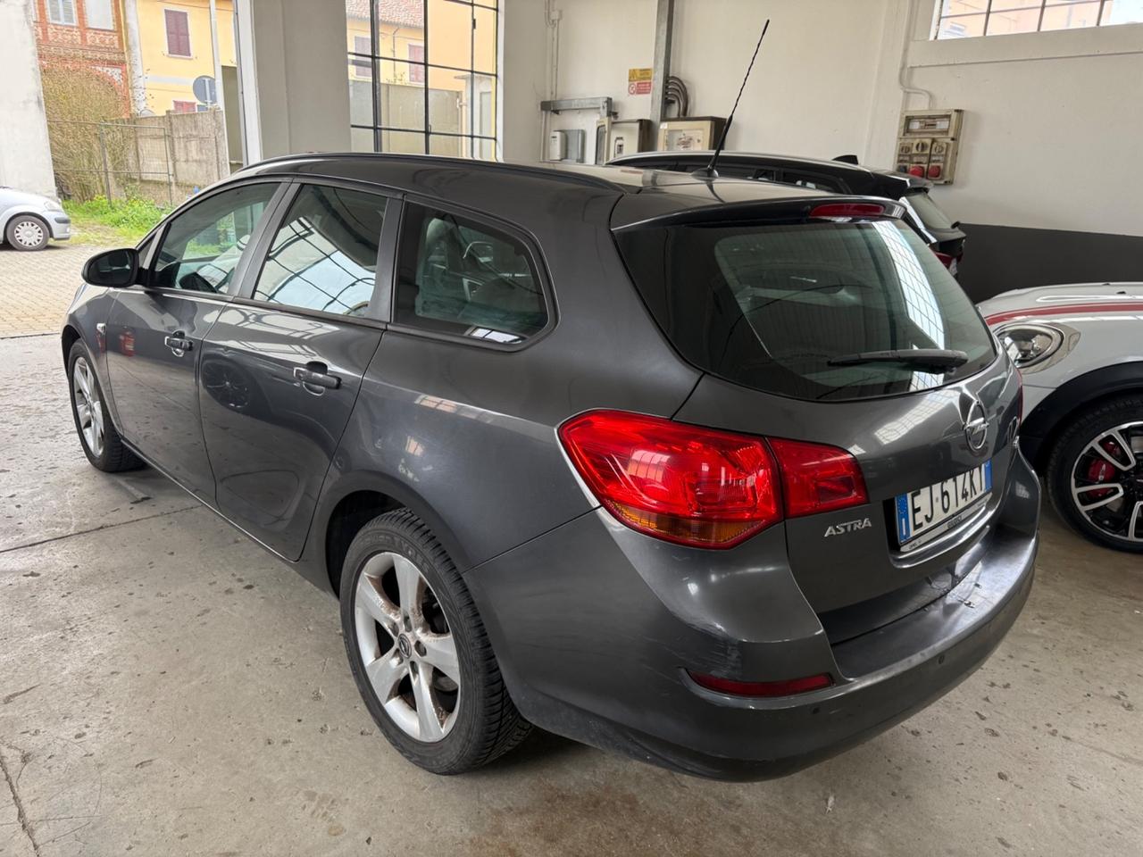 Opel Astra 1.7 CDTI 110CV Sports Tourer Elective