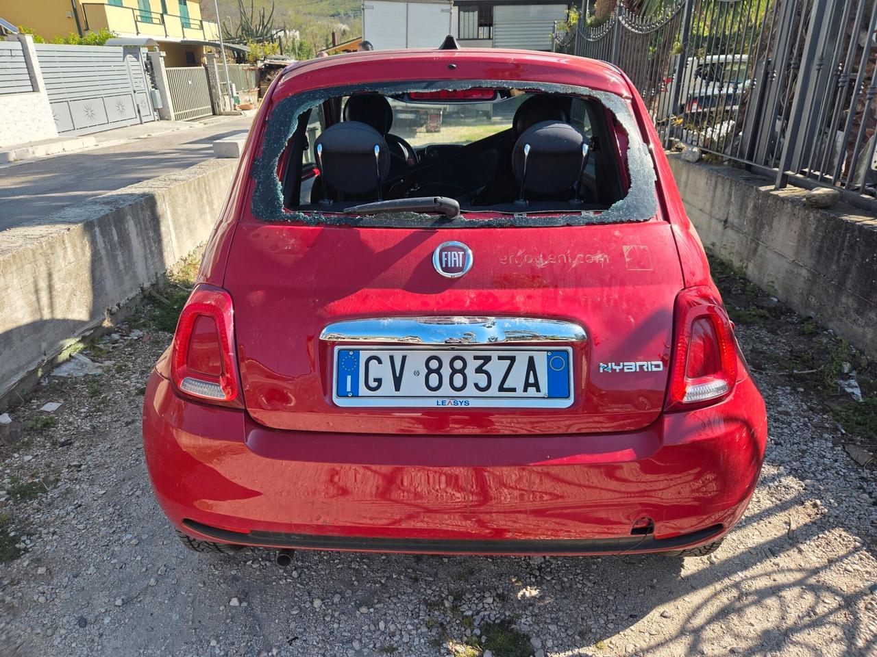 Fiat 500 1.0 Hybrid Red ANNO 2024- SINISTRATA