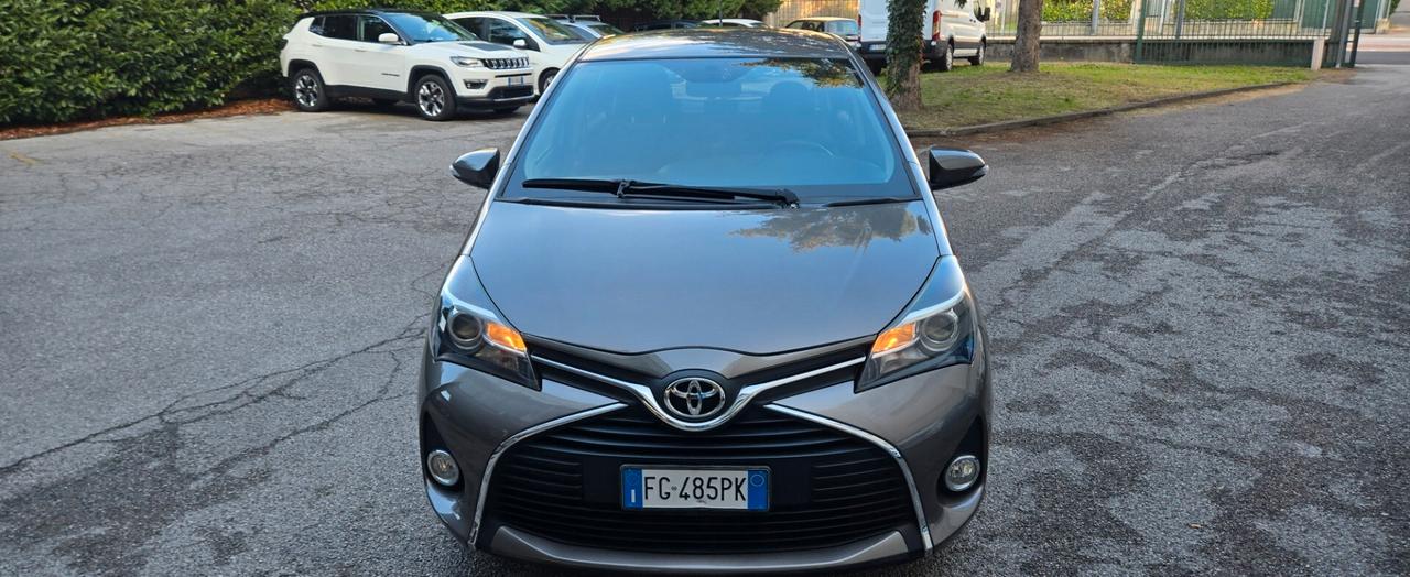Toyota Yaris 1.0 5 porte Lounge