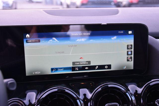 MERCEDES-BENZ GLA 200 d Automatic Business Extra