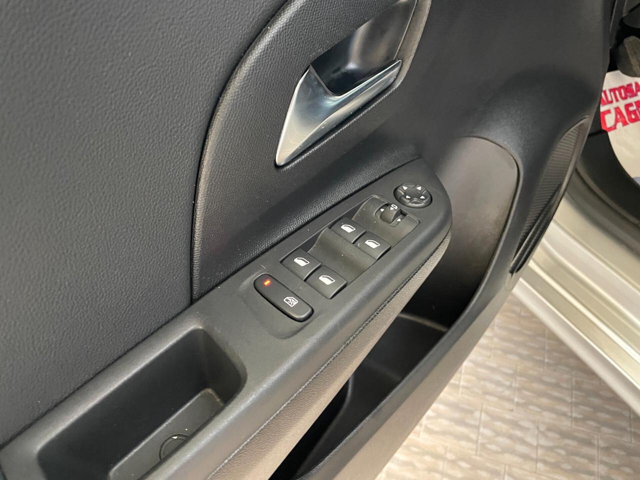 Opel Corsa 1.2 100 CV GS 2025 Bicolor Neopatentati