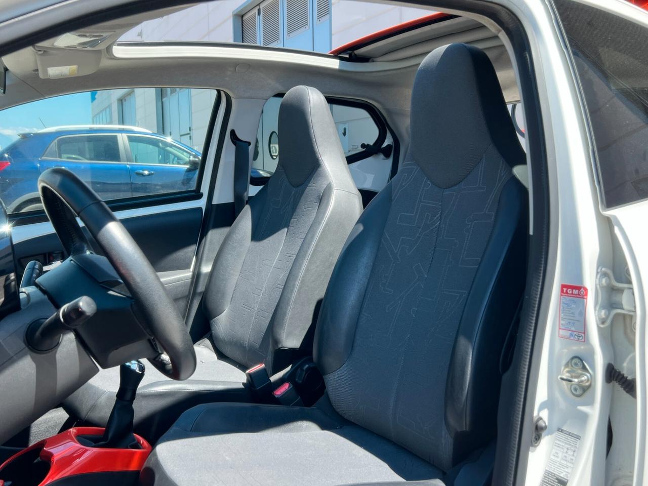 Toyota Aygo Connect 1.0 VVT-i 72 CV 5P. x-clusiv FULL