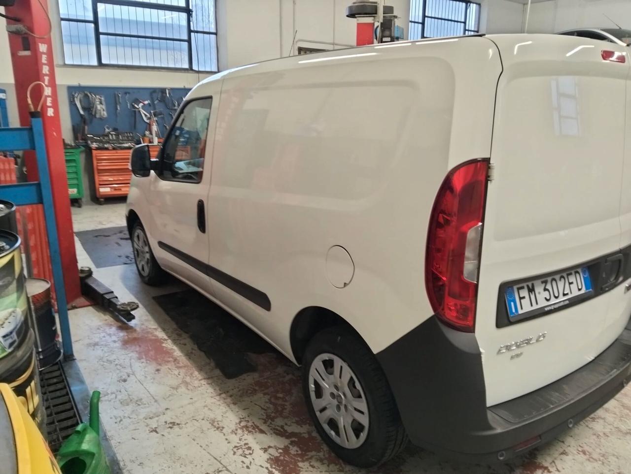 Fiat doblo 1300 m.j. 3 posti solo 12800km