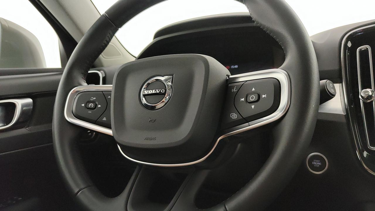 VOLVO XC40 - XC40 1.5 t4 phev Inscription Expression auto my21