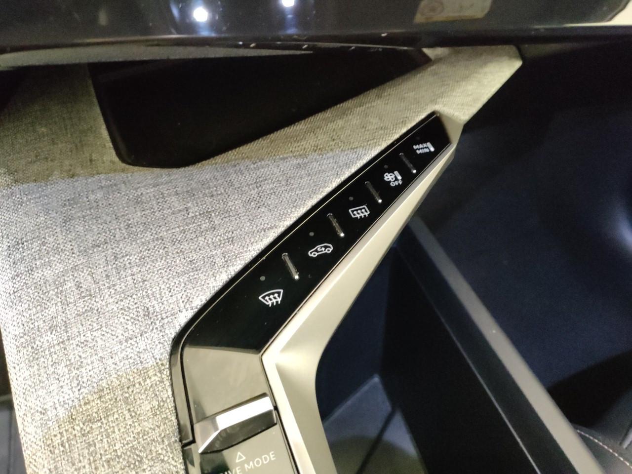 PEUGEOT 5008 1.2 hybrid Allure 145cv 7p.ti e-dcs6