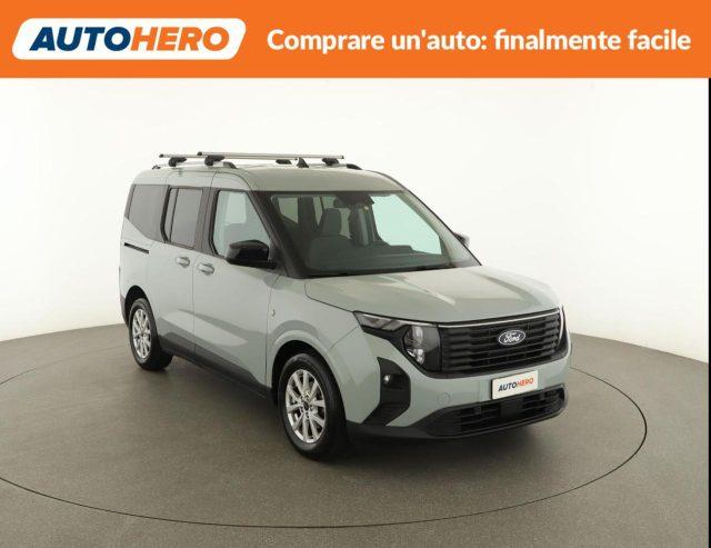 FORD Tourneo Courier 1.0 EcoBoost Titanium
