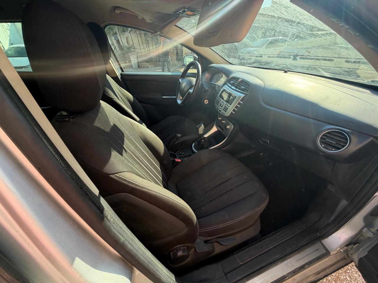 Lancia Delta 1.6 MJT DPF Gold