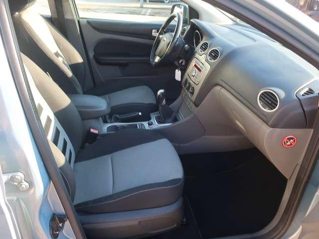 Ford Focus Focus II 2008 SW Style Wagon 1.6 tdci dpf