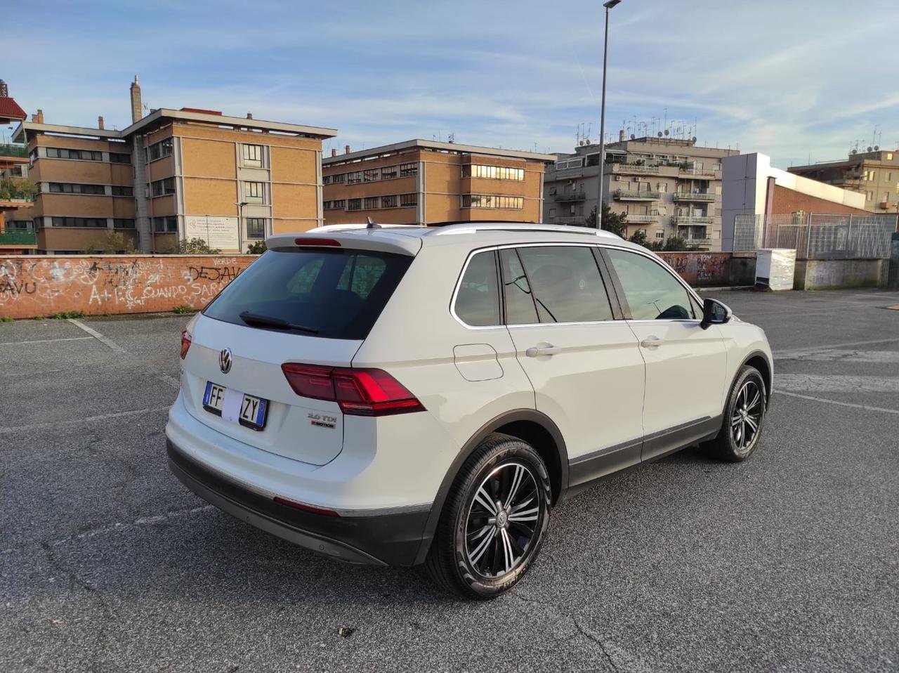 Volkswagen Tiguan 2.0 TDI DSG 4 MOTION *Virtual Cockpit-Matrix