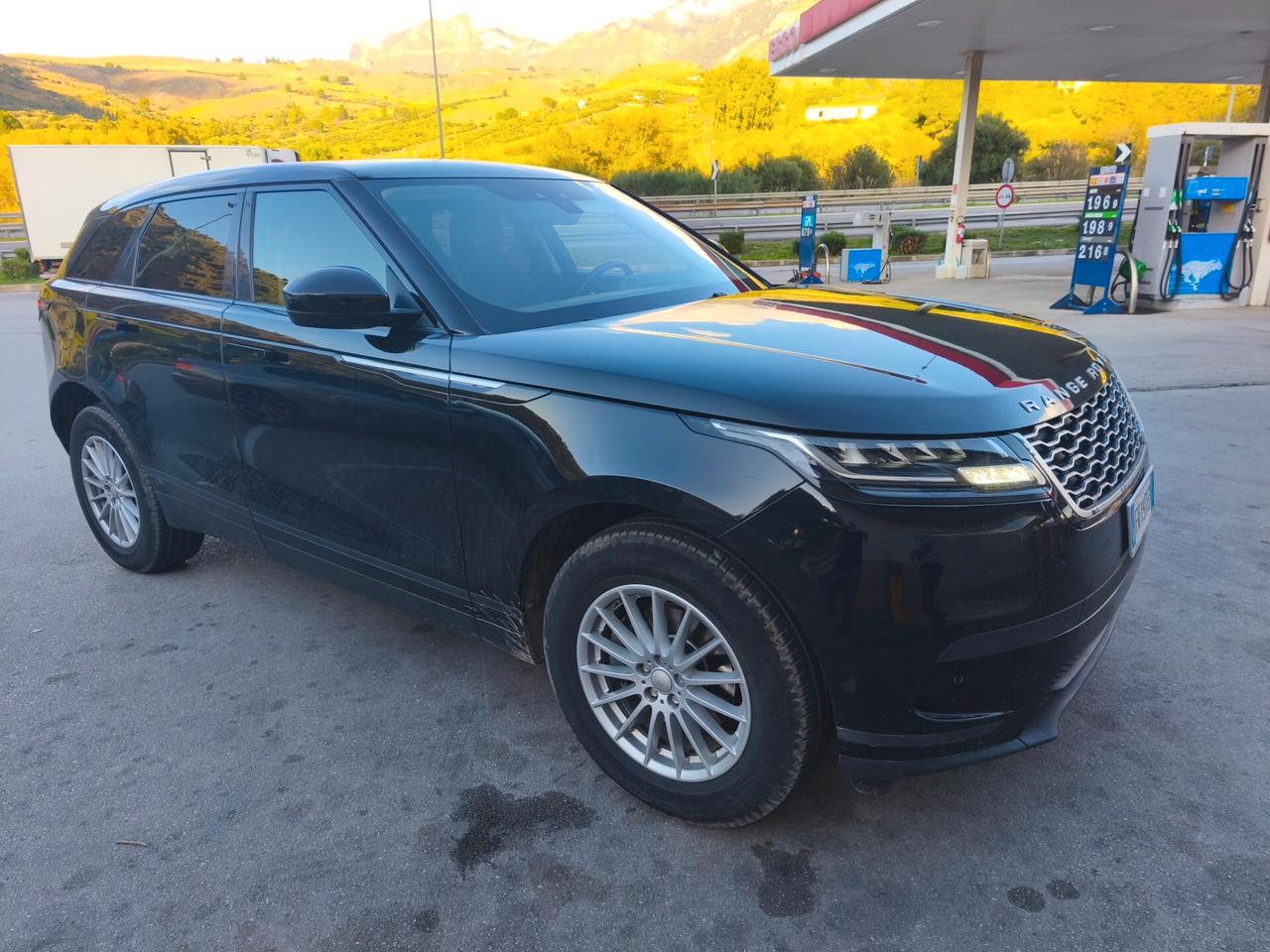 LR Velar 2.0d 180 CV Ottime Condizioni Permuta Scambio