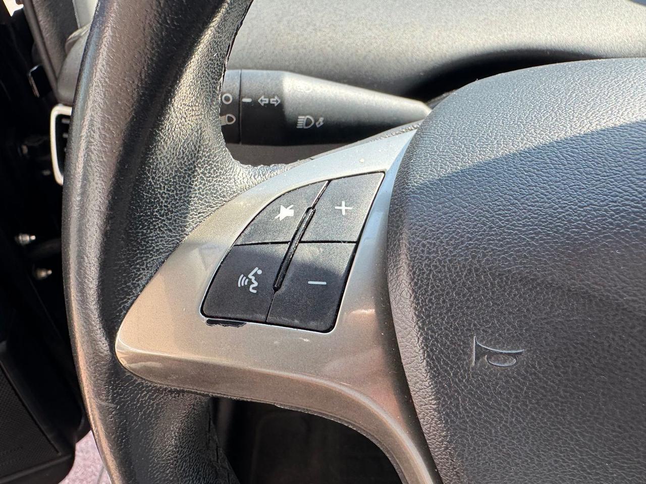 Lancia Ypsilon Gold 1.2 LPG #11723
