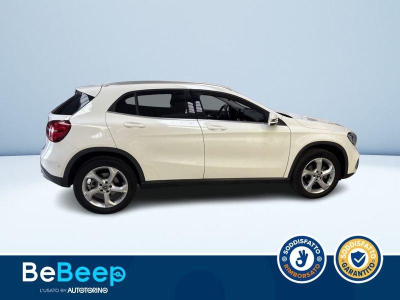 Mercedes-Benz GLA 200 D SPORT 4MATIC AUTO