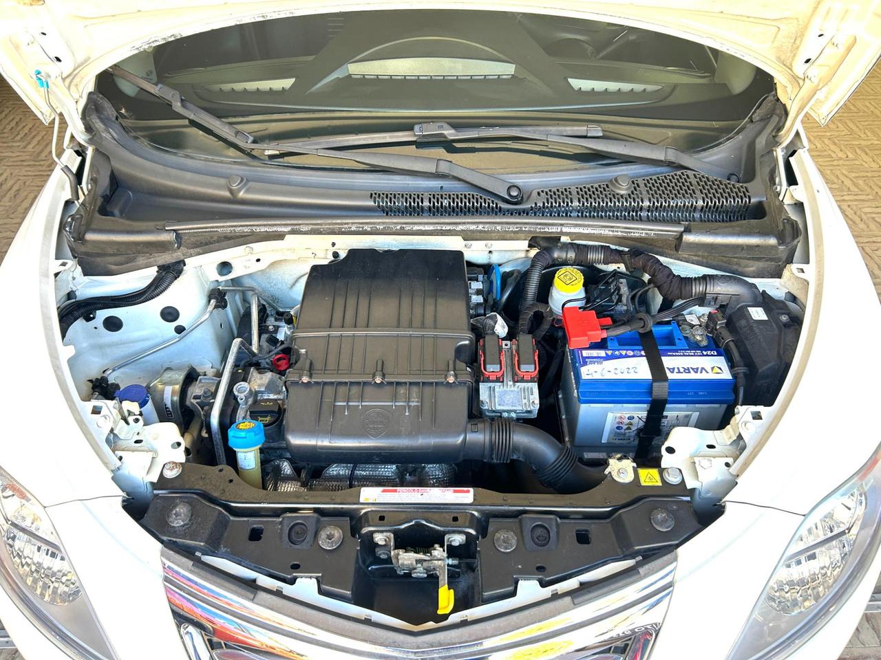 Lancia Ypsilon 5 Porte Ypsilon 1.2 8v Silver s&s 69cv