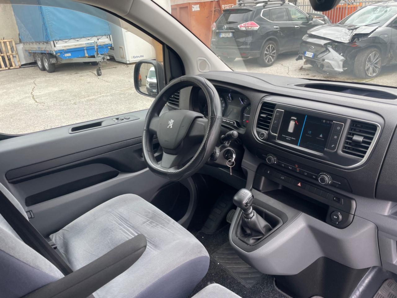 Peugeot EXPERT BLUEHDI 120 SES PL-TN FURGONE PREMIUM STANDARD (88 KW)