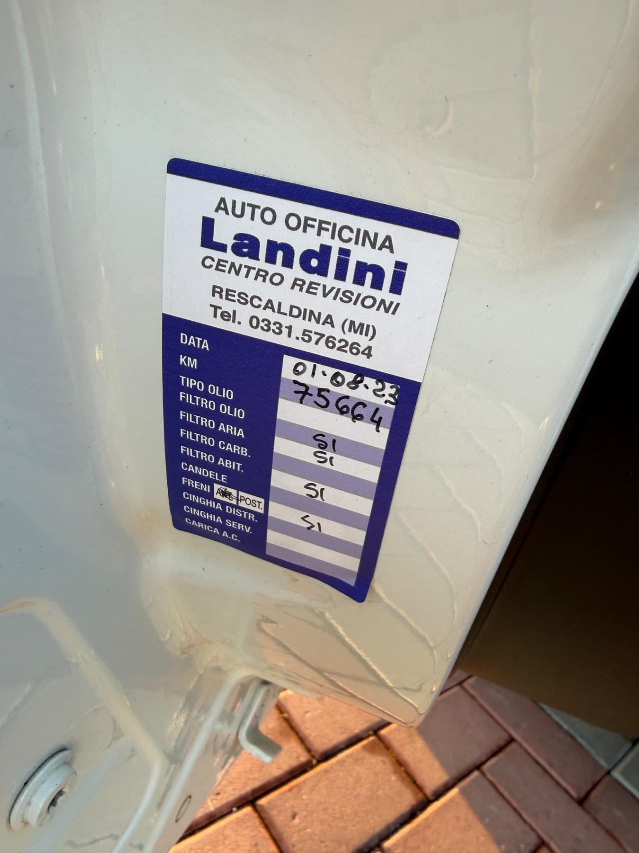 Lancia Ypsilon 1.2 69 CV 5 porte Gold