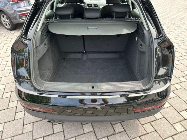 AUDI Q3 2.0 TDI 150 CV Business