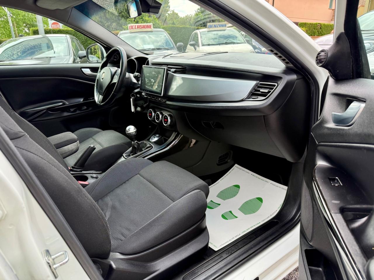 Alfa Romeo Giulietta 1.6 JTDm-2 Progression g.traino Ok NEOPATENTATI
