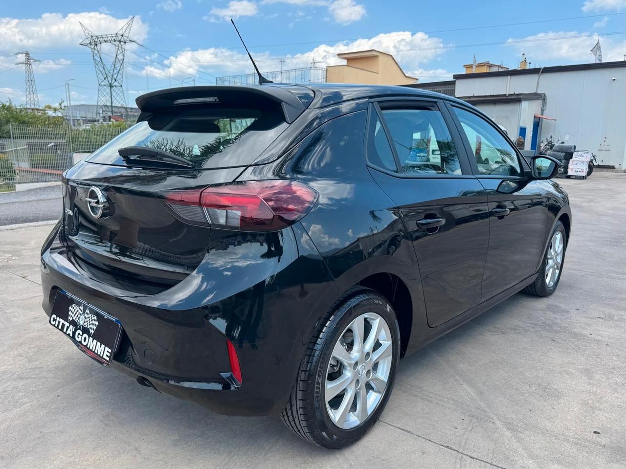 OPEL CORSA 1.5 D 100cv 2023 con 16.000km
