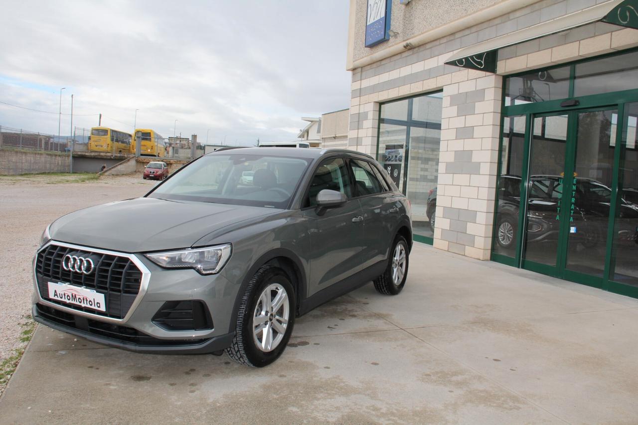 Audi Q3 SPB TDI S tronic Business (KW 110 - CV 150)