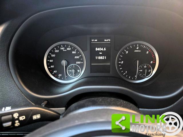 MERCEDES-BENZ Vito 110 CDI 102 CV