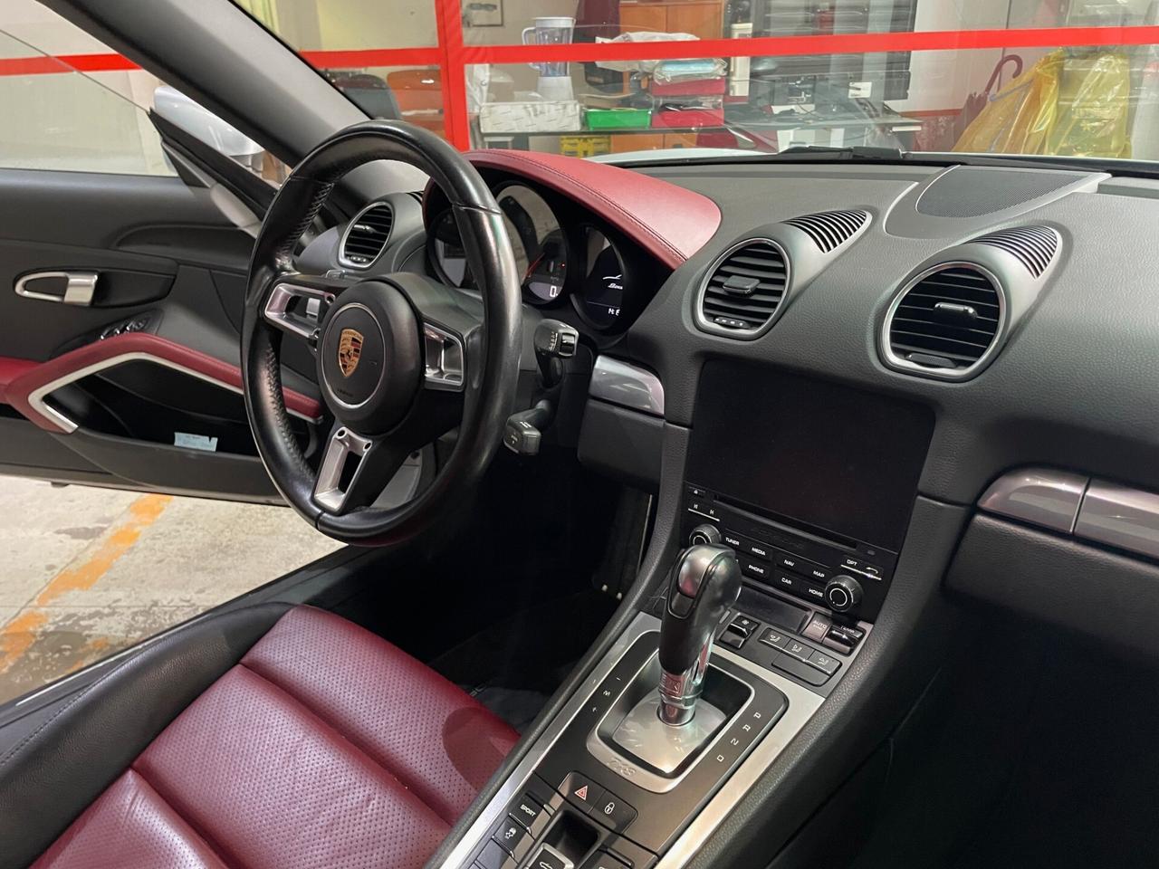 Porsche 718 Spyder Boxster 2.5 S