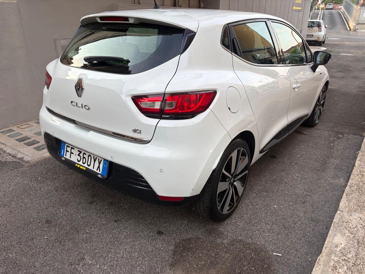 Renault Clio dCi 8V 75 CV Start&Stop 5 porte Energy Intens