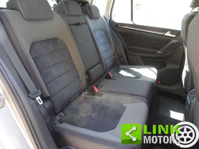 VOLKSWAGEN Golf Sportsvan 1.6 TDI 110CV DSG CINGHIA APPENA SOSTITUITA