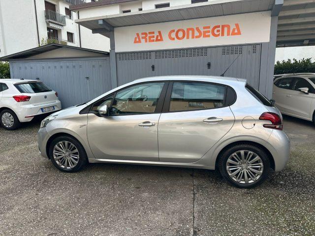 PEUGEOT 208 1.2 GPL PureTech 82 5p. Allure