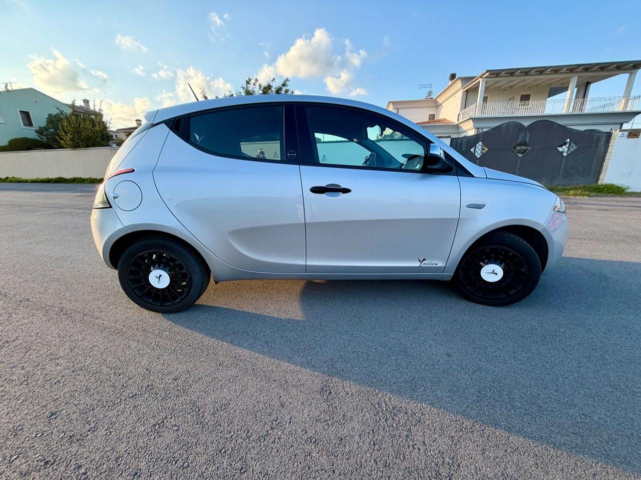 Lancia Ypsilon 1.0 FireFly MHEV EcoChic #10094