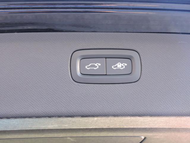 VOLVO XC90 B5 (d) AWD automatico 7 posti Core