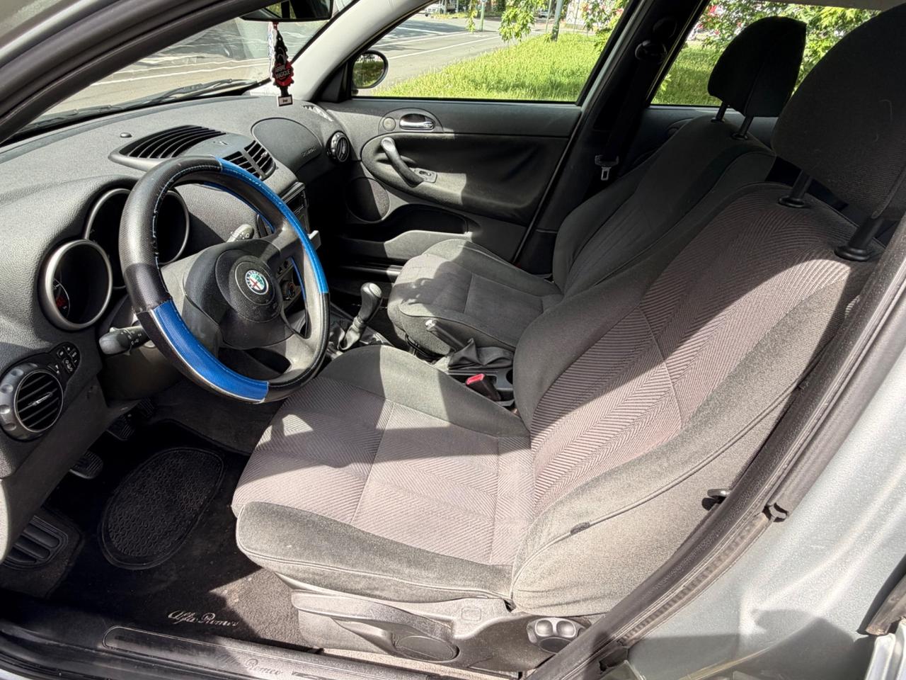 Alfa Romeo 147 1.6i T.S. (105 CV) cat 5p. Dist.