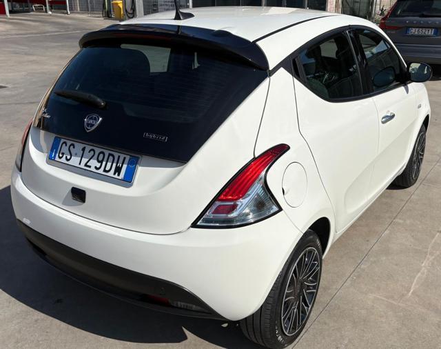 LANCIA Ypsilon 1.0 FireFly 5 porte S&S Hybrid Gold