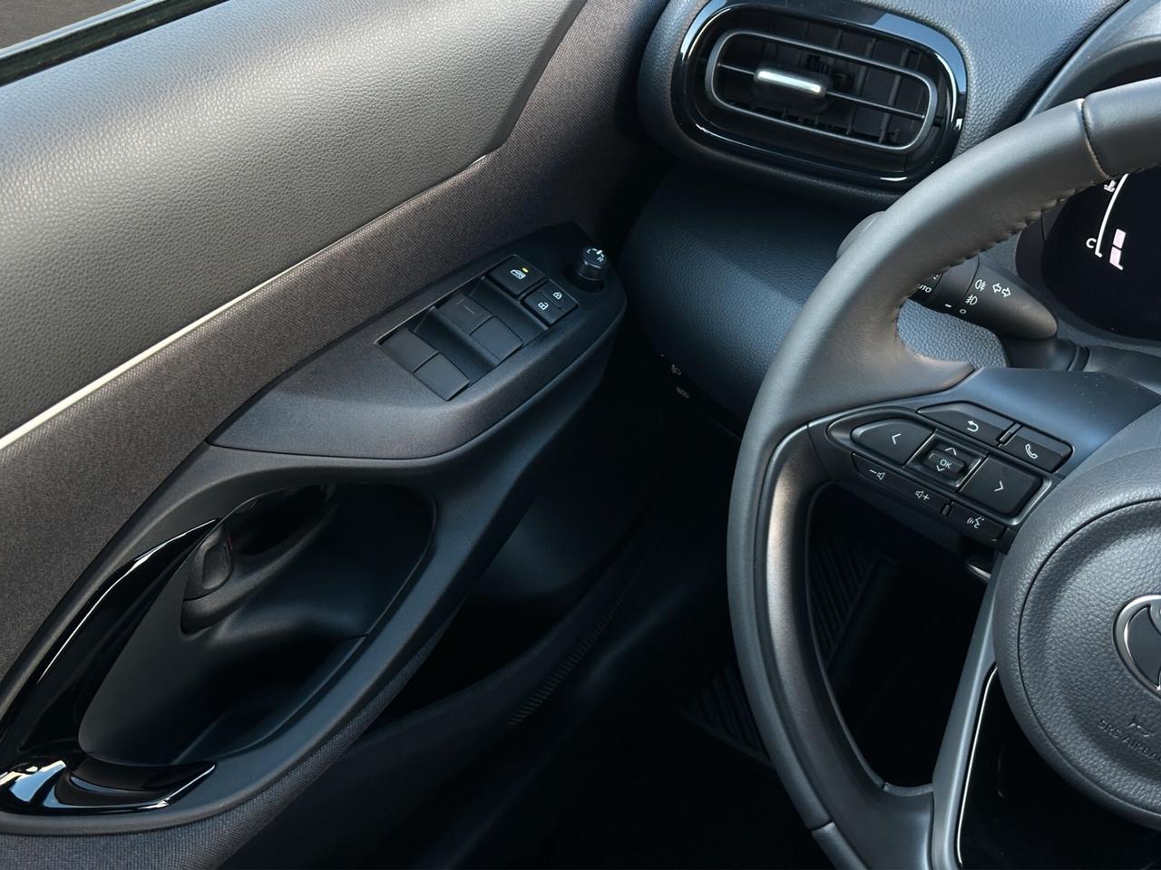 Toyota Yaris Cross 1.5 Hybrid 130cv E-CVT Trend