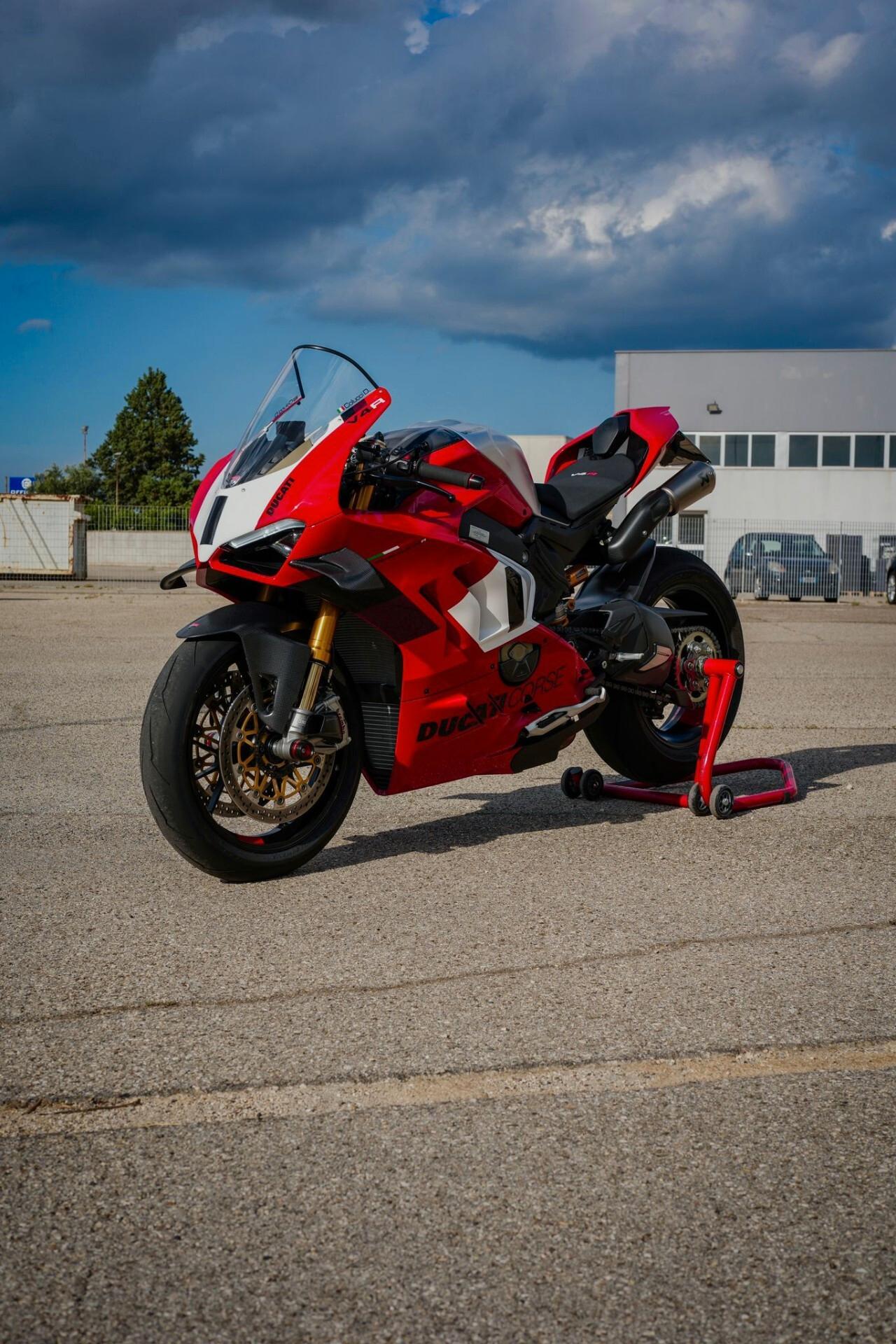 Ducati Panigale V4 R MY 2024