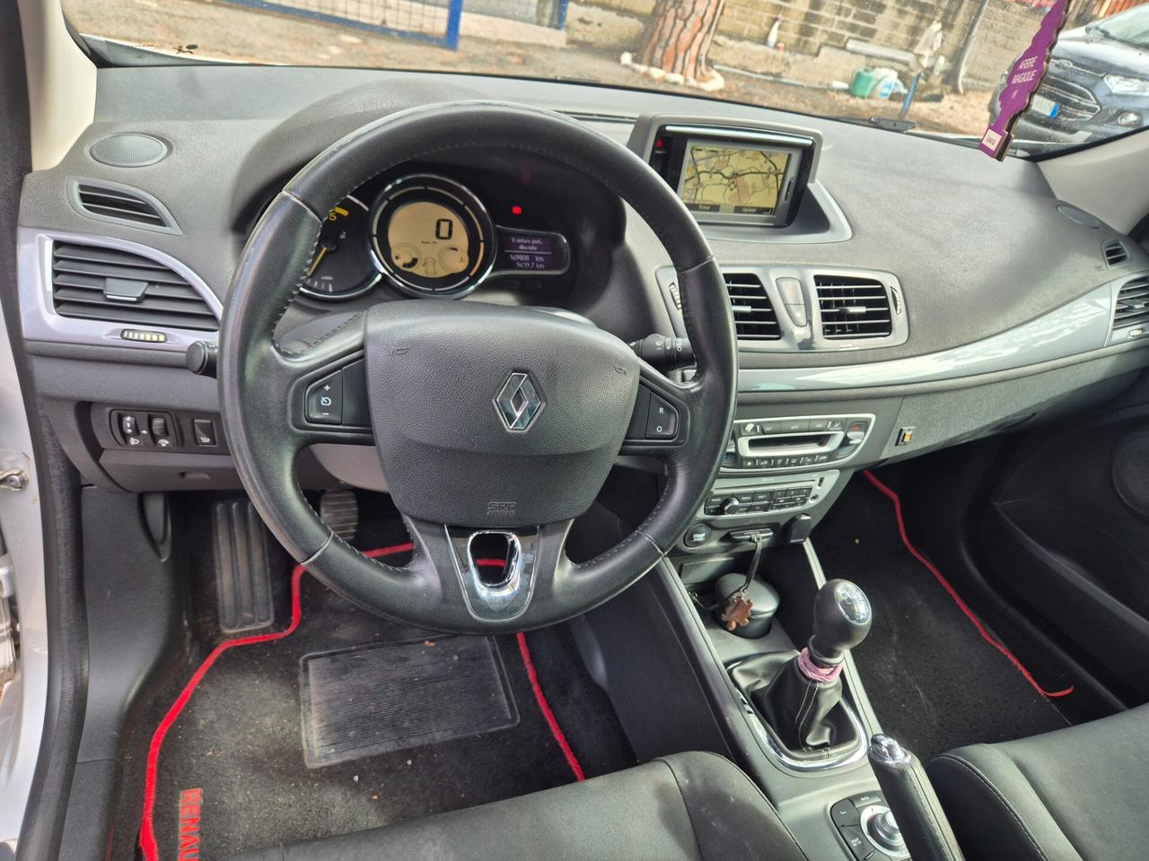 Renault Mégane dCi 110CV EDC Sport Limited