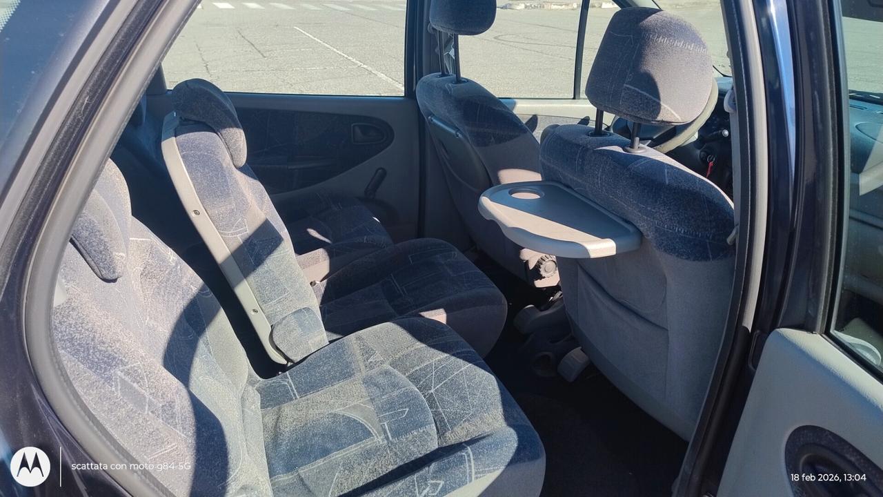 Renault Megane Scénic 1.6 16V RXE