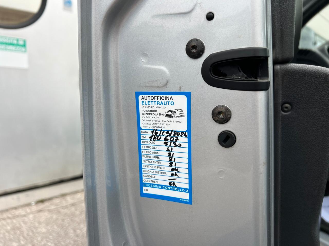 Peugeot 5008 1.6 HDi 112CV Business