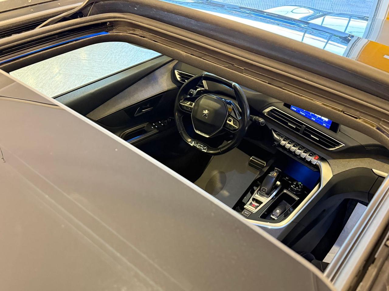 Peugeot 3008 GT 2.0 Blue HDI 180 #8652